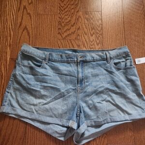 Ladies old navy size 20 shorts NWT